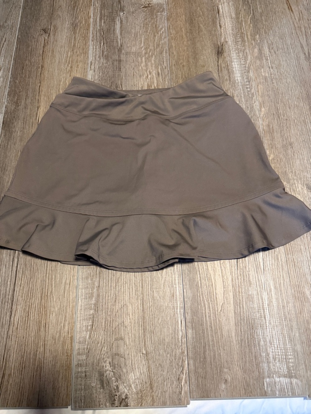 Sincerely Jules Brown Ruffle Hem Skort
